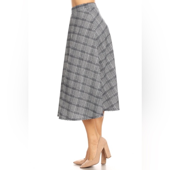 Houndstooth Plaid High Waisted Skirt - Picture 3 of 4